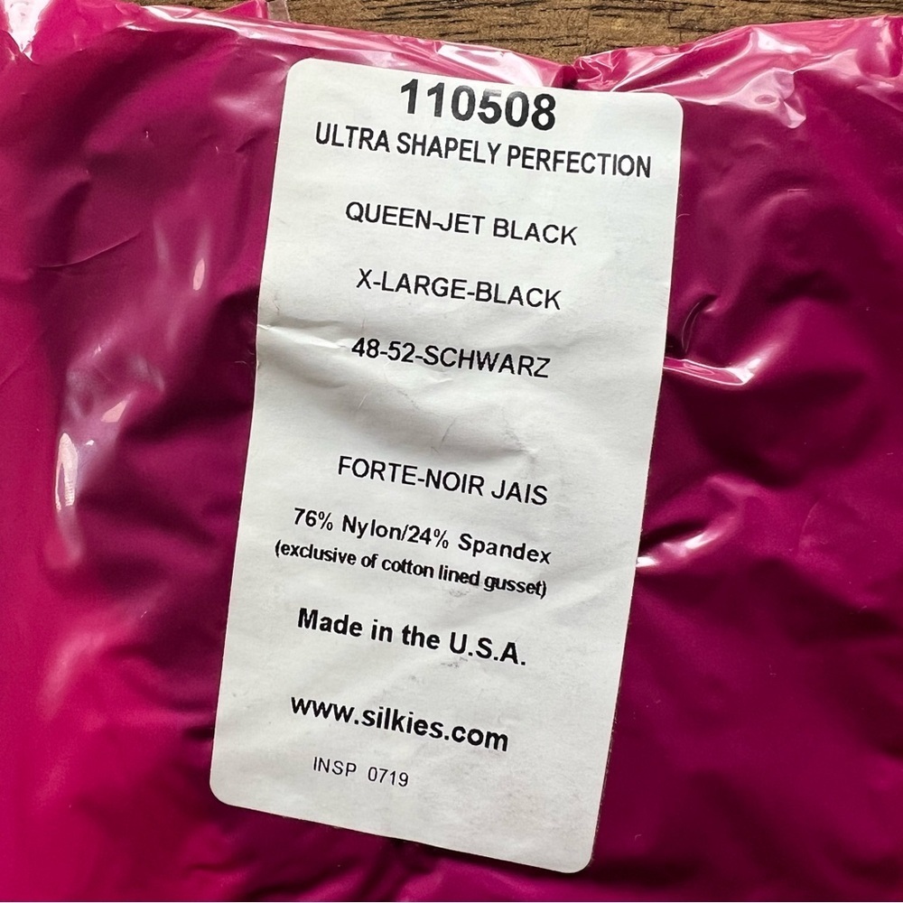 NEW Bundle (3) Silkies Ultra Shapely Perfection Jet Black Nylons XL Extra Large - Picture 3 of 4